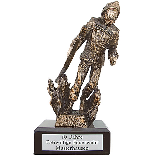 Resinfigur ´Feuerwehrmann´